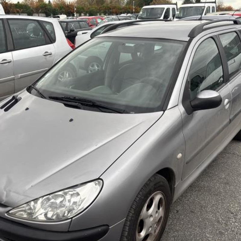 Feu arriere principal gauche (feux) PEUGEOT 206 Photo n°4