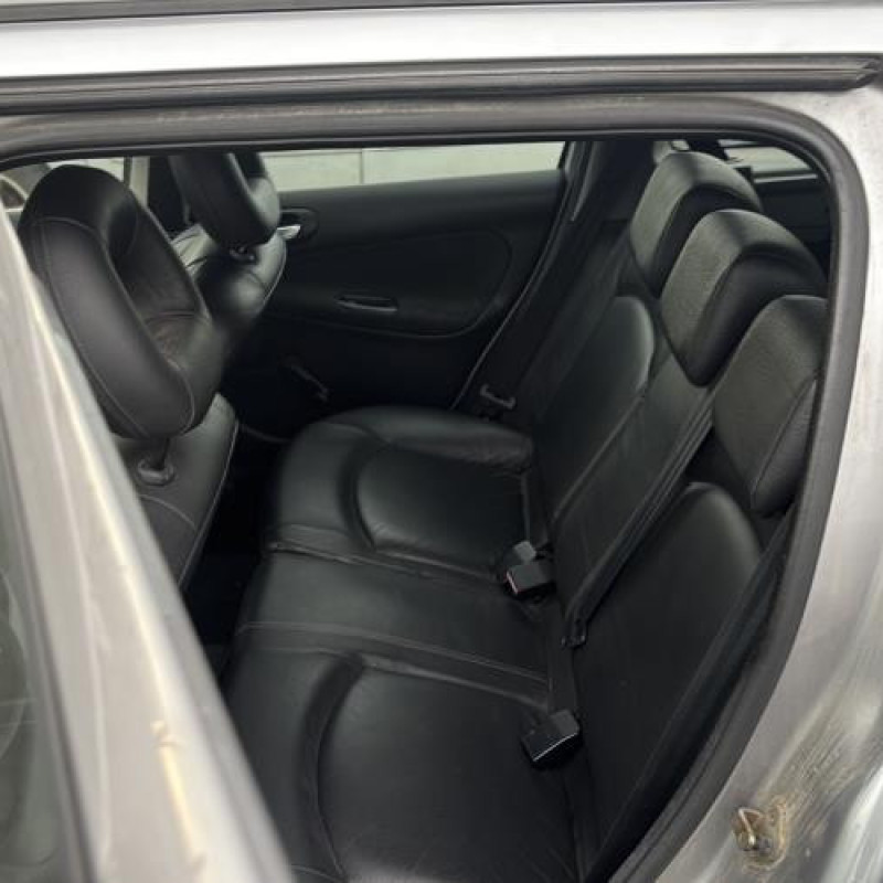 Feu arriere principal gauche (feux) PEUGEOT 206 Photo n°18