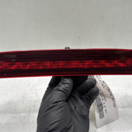 Feu arriere stop central PEUGEOT 206 Photo n°1