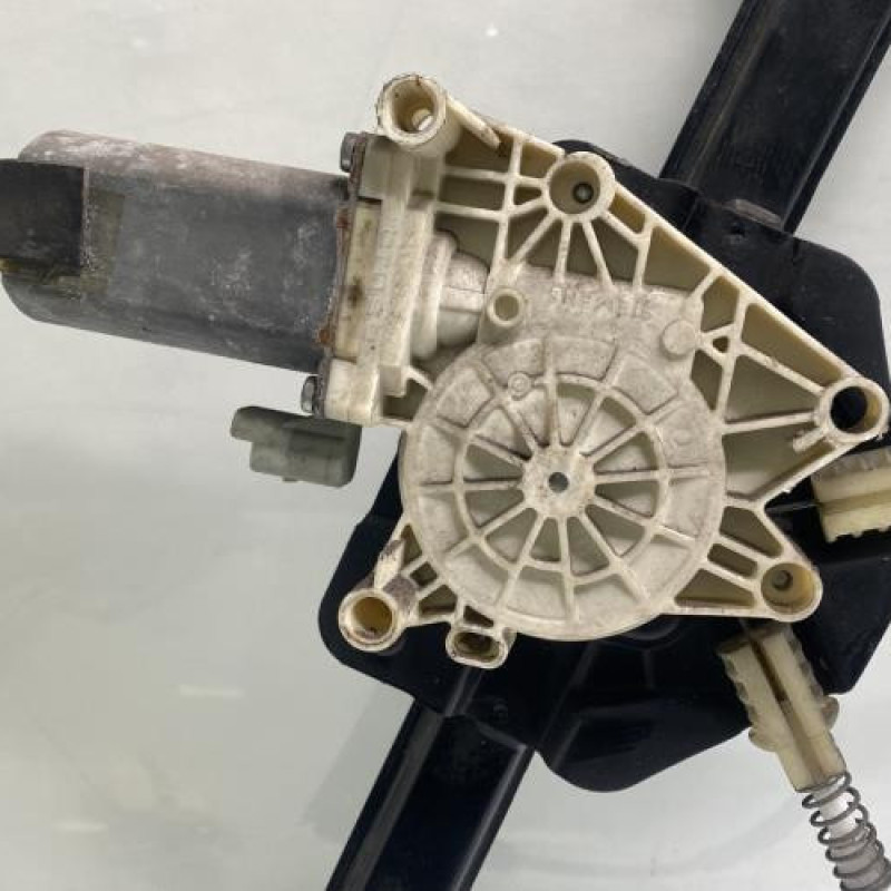 Leve vitre electrique avant droit PEUGEOT 206 Photo n°8