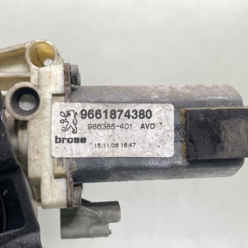 Leve vitre electrique avant droit PEUGEOT 206 Photo n°11