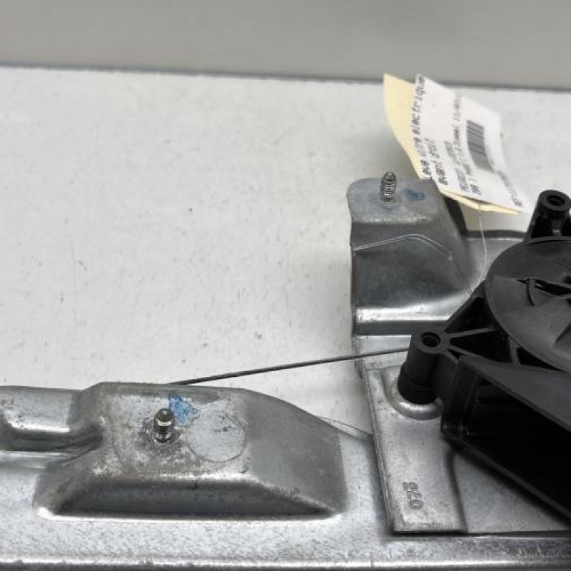 Leve vitre electrique avant droit PEUGEOT 208 1 Photo n°2