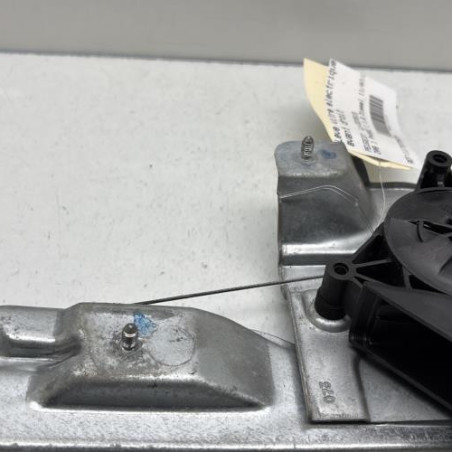 Leve vitre electrique avant droit PEUGEOT 208 1