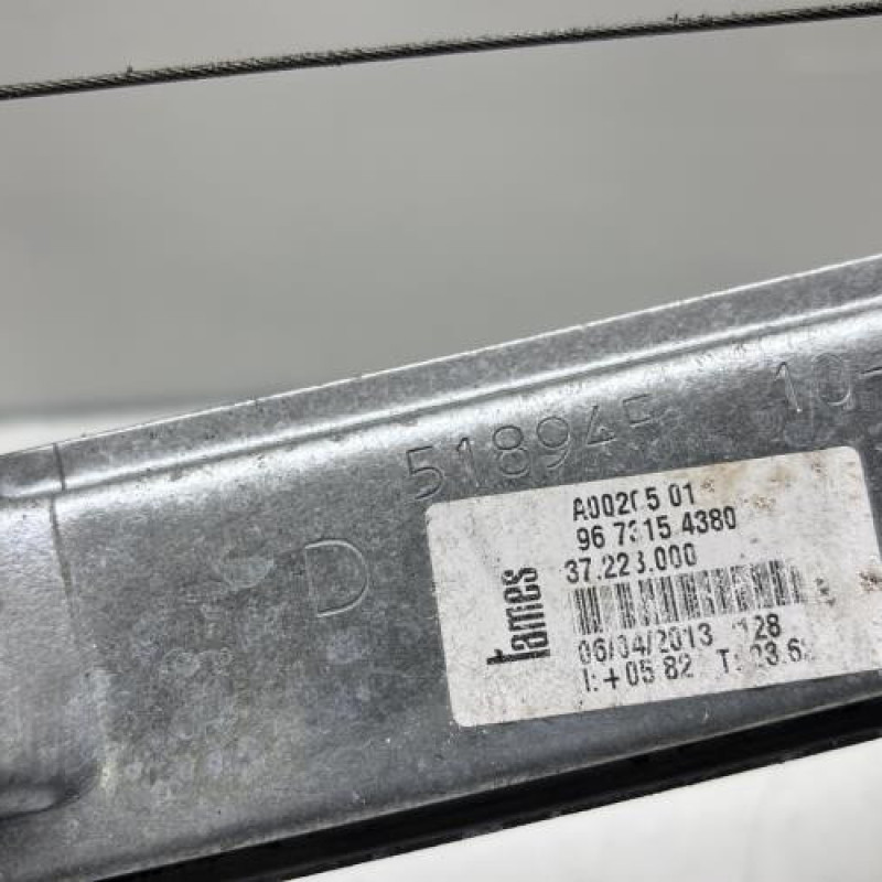 Leve vitre electrique avant droit PEUGEOT 208 1 Photo n°4