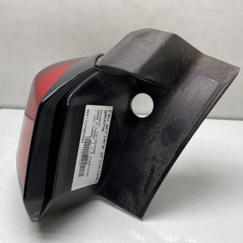 Feu arriere principal gauche (feux) PEUGEOT 5008 2 Photo n°2