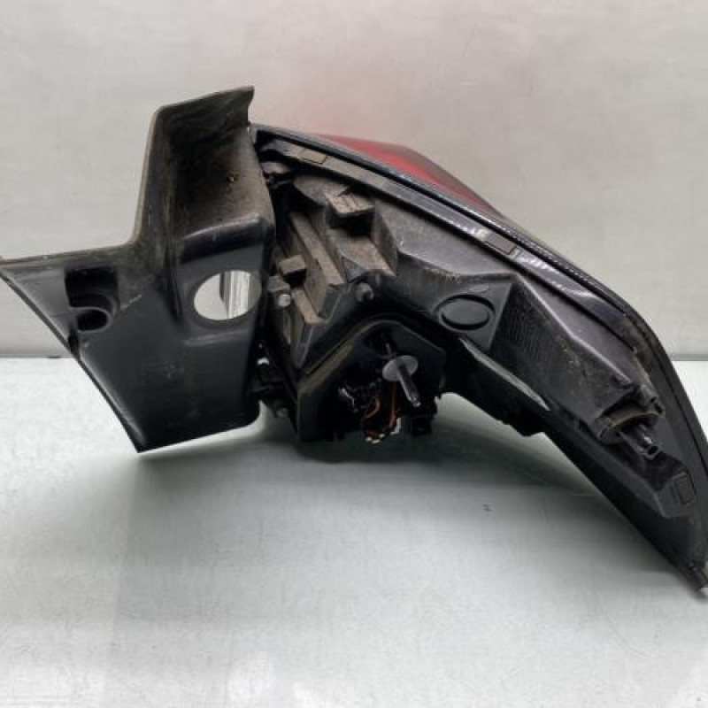 Feu arriere principal gauche (feux) PEUGEOT 5008 2 Photo n°3