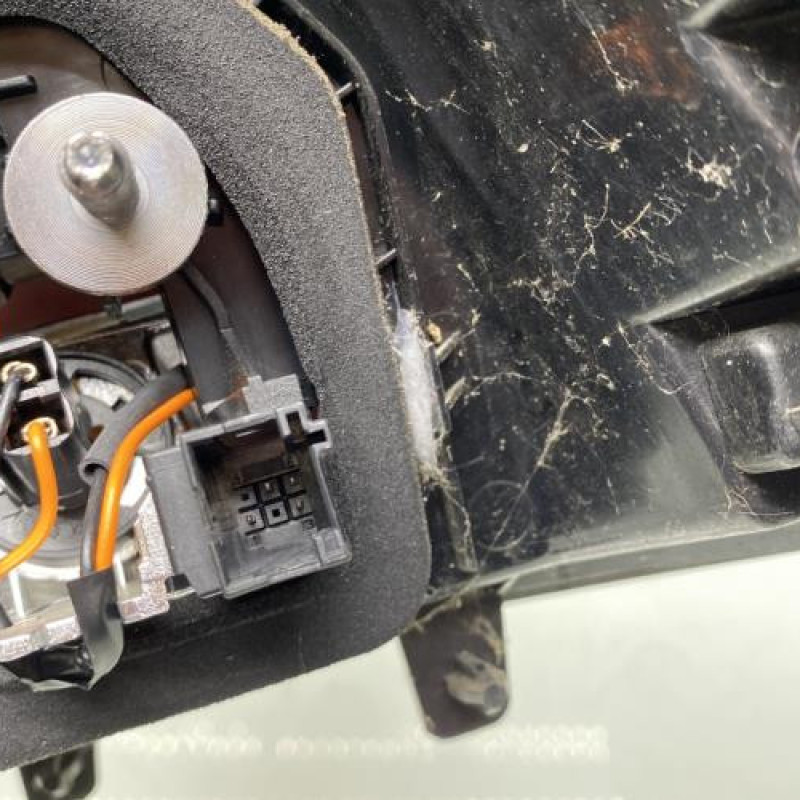 Feu arriere principal gauche (feux) PEUGEOT 5008 2 Photo n°4