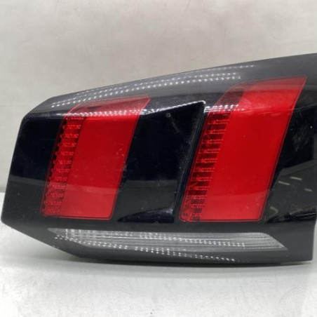Feu arriere secondaire droit (feux) PEUGEOT 5008 2 Photo n°1