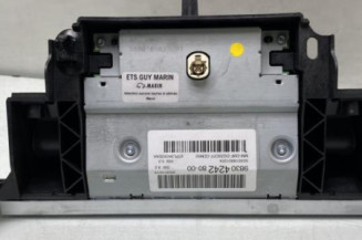 Ecran GPS PEUGEOT 5008 2