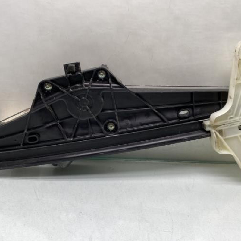 Leve vitre electrique arriere gauche PEUGEOT 5008 2 Photo n°1