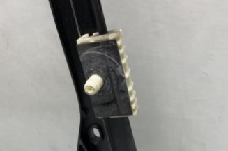 Leve vitre electrique avant droit PEUGEOT 5008 2