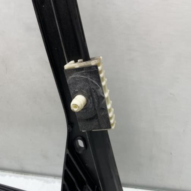 Leve vitre electrique avant droit PEUGEOT 5008 2 Photo n°3