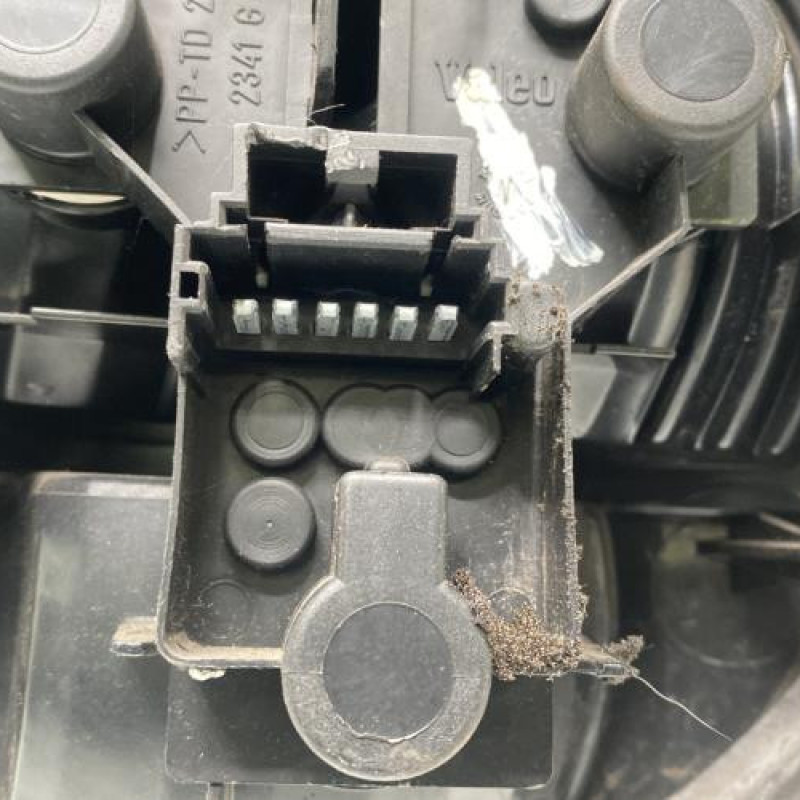 Feu arriere principal gauche (feux) RENAULT SCENIC 1 Photo n°3