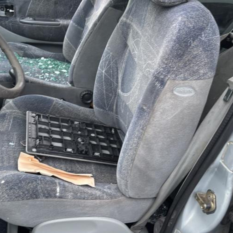 Feu arriere principal gauche (feux) RENAULT SCENIC 1 Photo n°16