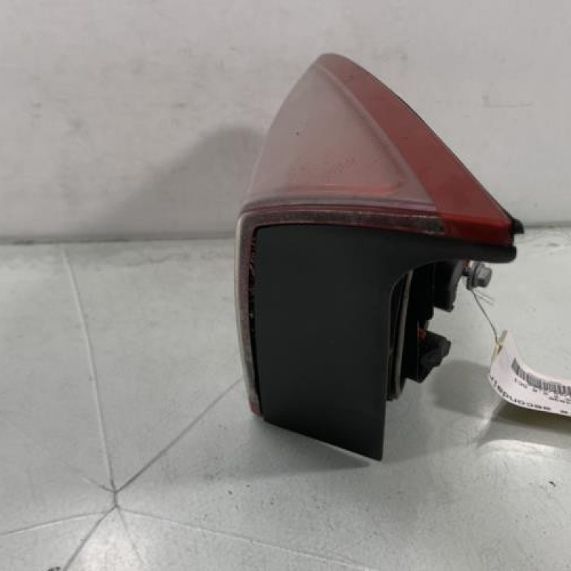 Feu arriere secondaire droit (feux) RENAULT VEL SATIS Photo n°4