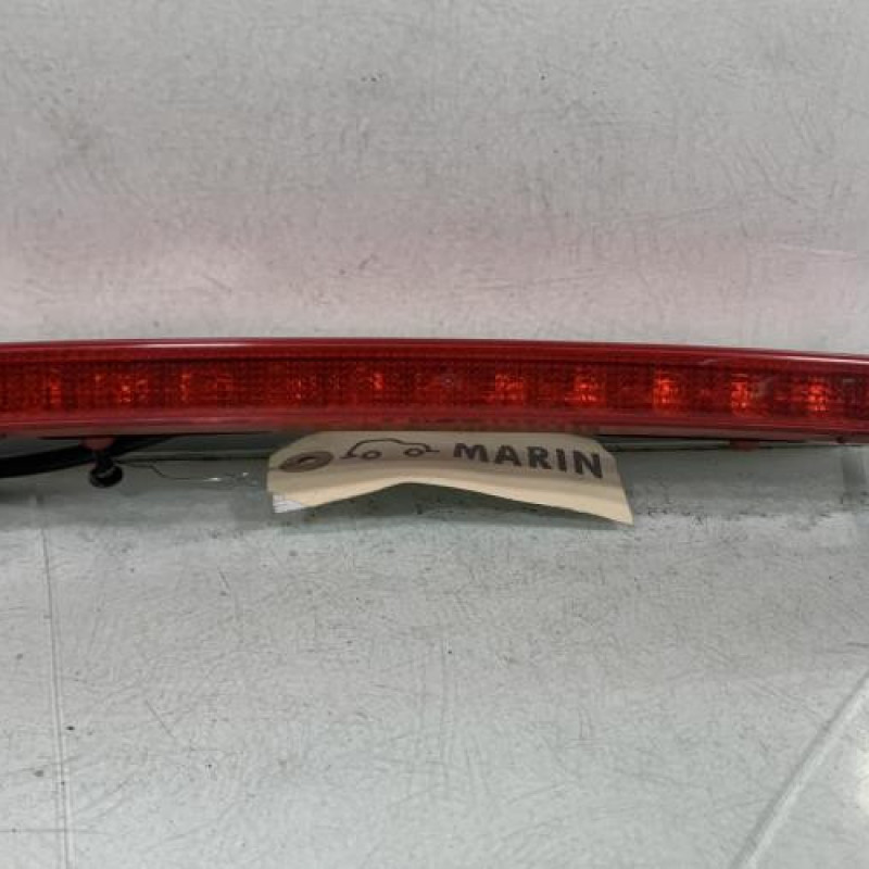 Feu arriere stop central RENAULT VEL SATIS Photo n°1