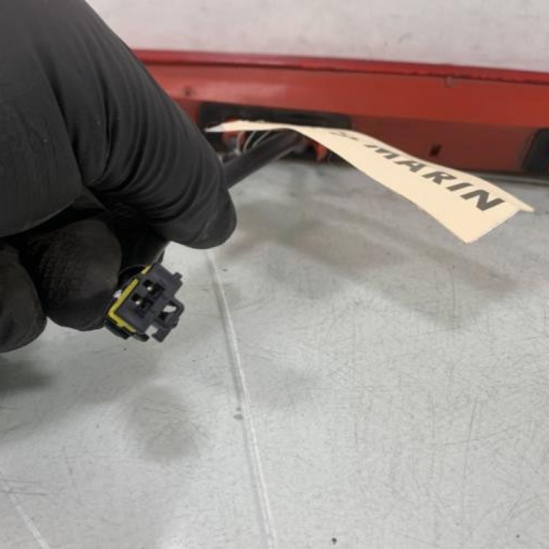 Feu arriere stop central RENAULT VEL SATIS Photo n°3