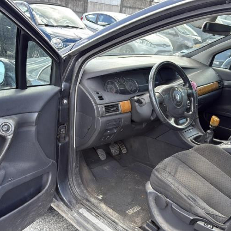 Leve vitre electrique arriere droit RENAULT VEL SATIS Photo n°19