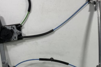 Leve vitre electrique avant gauche RENAULT VEL SATIS Photo n°1