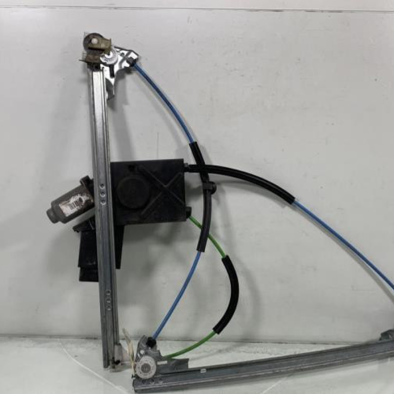 Leve vitre electrique avant gauche RENAULT VEL SATIS Photo n°8