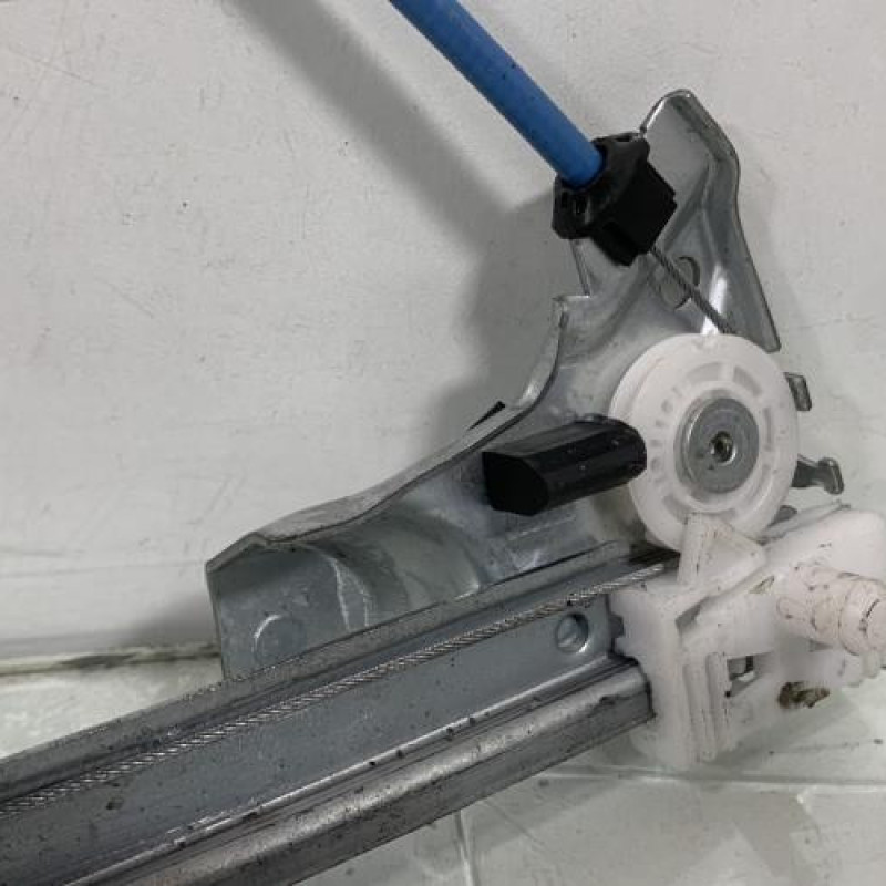 Leve vitre electrique avant gauche RENAULT VEL SATIS Photo n°10