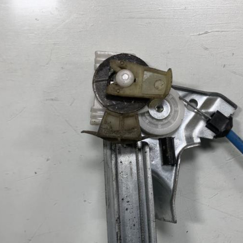 Leve vitre electrique avant gauche RENAULT VEL SATIS Photo n°11