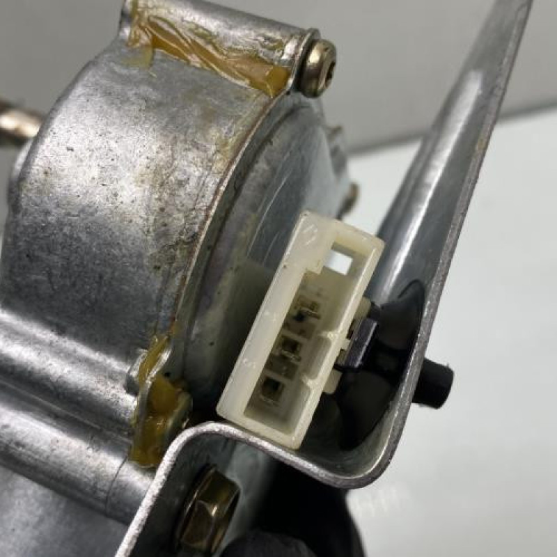 Moteur essuie glace arriere RENAULT TWINGO 1 Photo n°4