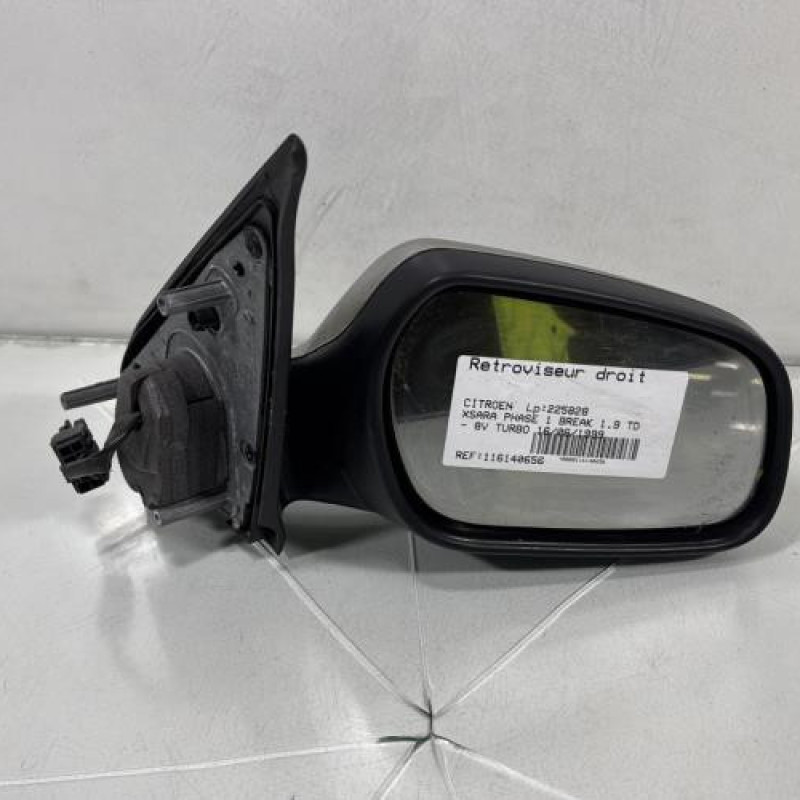 Retroviseur droit CITROEN XSARA Photo n°1