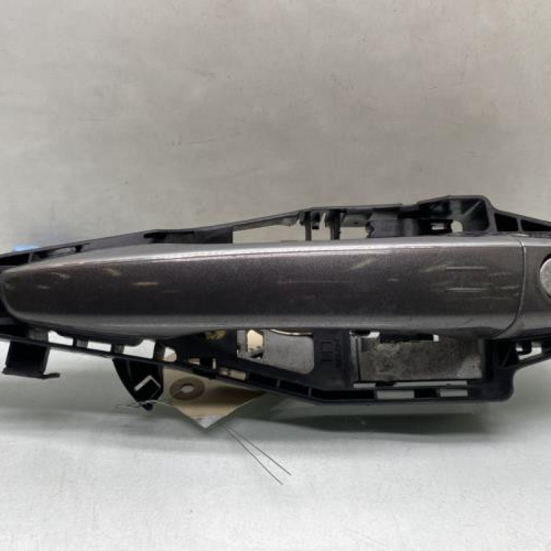 Poignee porte avant gauche PEUGEOT 308 2 Photo n°1