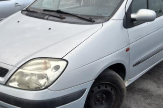 Feu arriere stop central RENAULT SCENIC 1