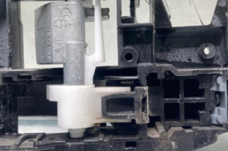 Poignee porte arriere droit PEUGEOT 207