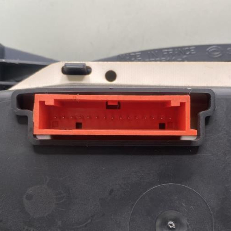 Compteur RENAULT CLIO 2 Photo n°3