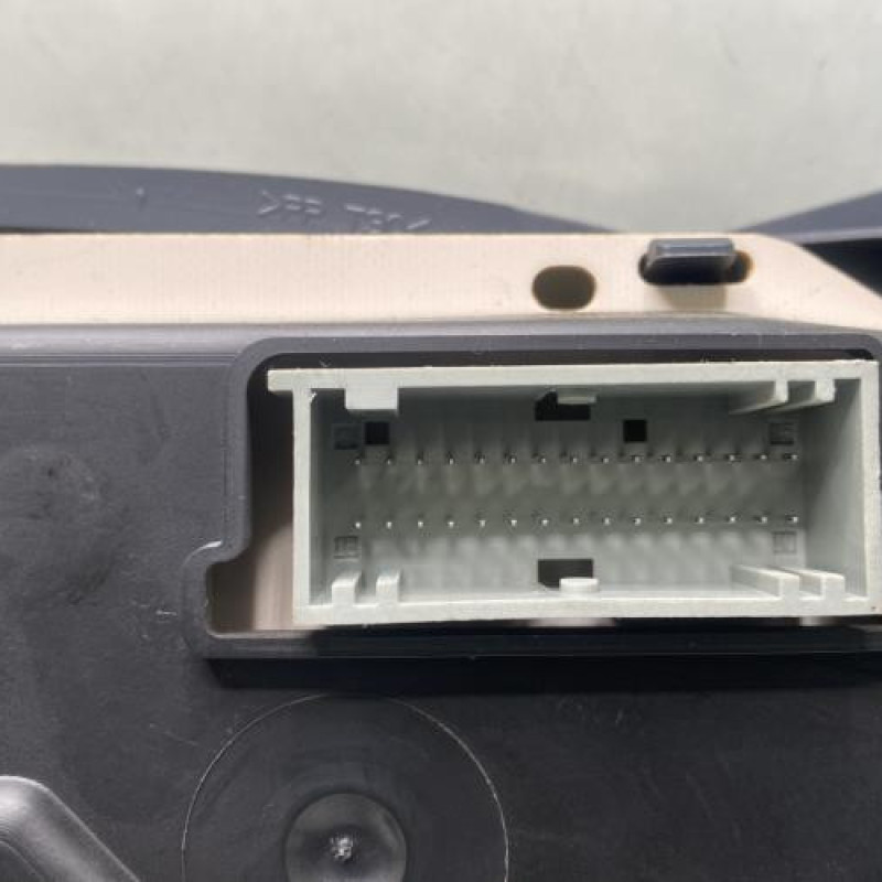 Compteur RENAULT CLIO 2 Photo n°4