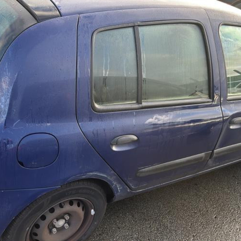 Face avant RENAULT CLIO 2 Photo n°11