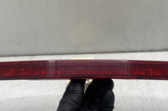 Feu arriere stop central RENAULT CLIO 2 Photo n°1