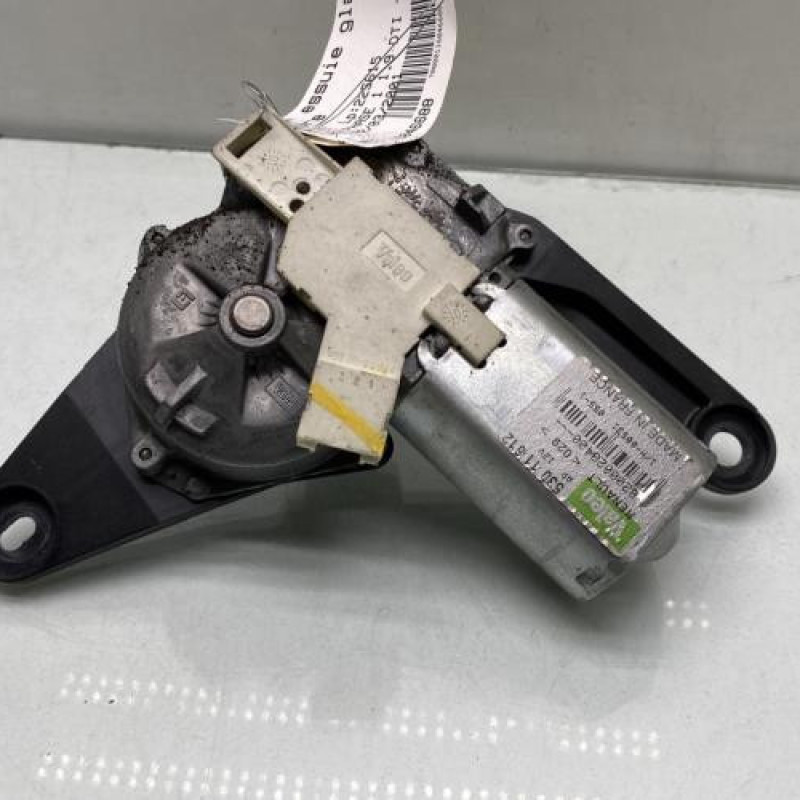 Moteur essuie glace arriere RENAULT CLIO 2 Photo n°3