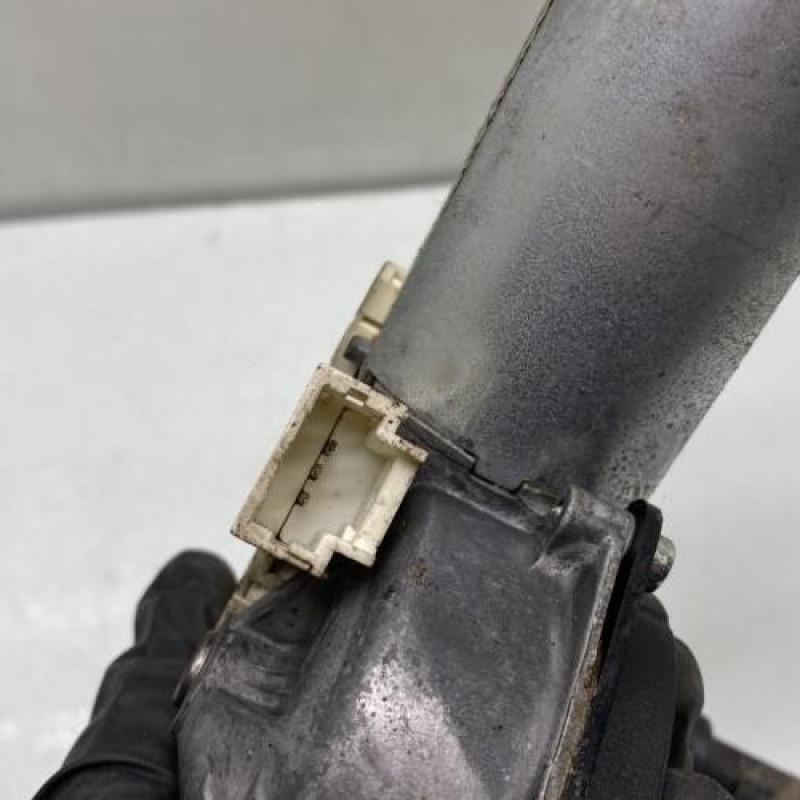 Moteur essuie glace arriere RENAULT CLIO 2 Photo n°3