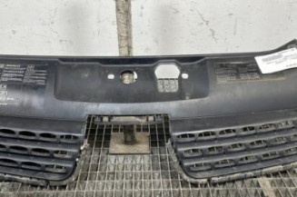 Calandre RENAULT CLIO 2 Photo n°1