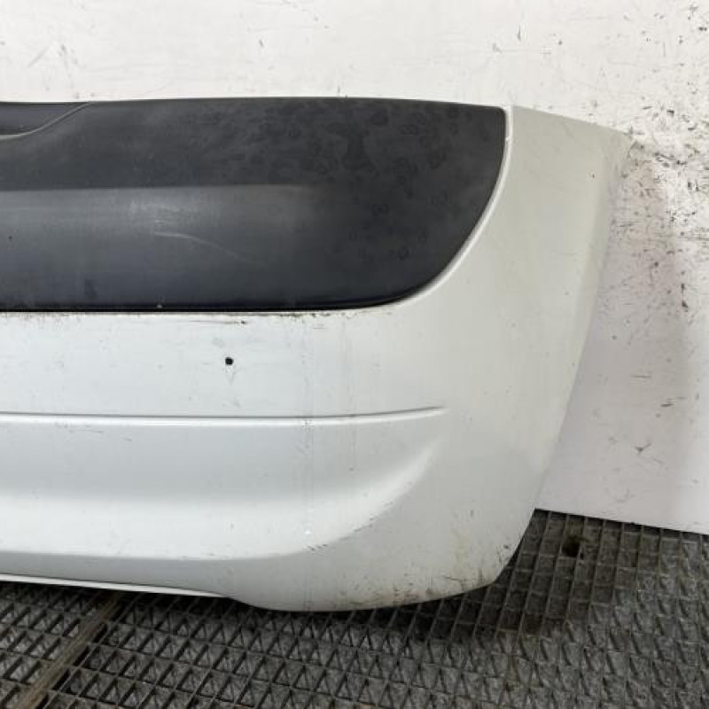 Pare choc arriere RENAULT CLIO 2 Photo n°5