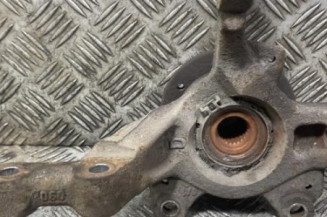 Pivot de moyeu avant droit RENAULT CLIO 3