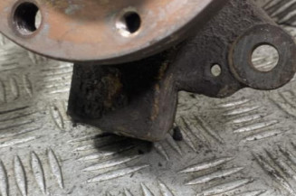 Pivot de moyeu avant droit RENAULT CLIO 3