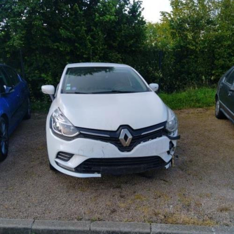 Poignee porte avant gauche RENAULT CLIO 4 Photo n°10