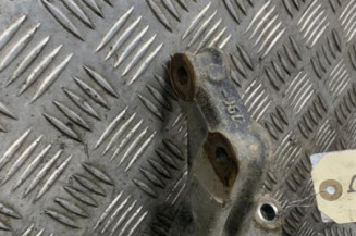 Pivot de moyeu avant gauche RENAULT CLIO 4