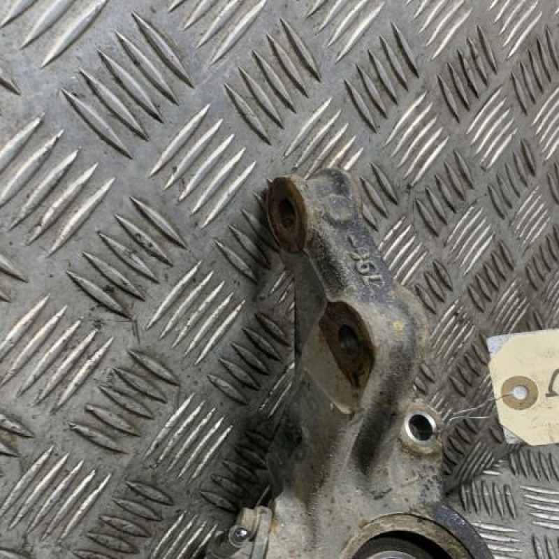 Pivot de moyeu avant gauche RENAULT CLIO 4 Photo n°6