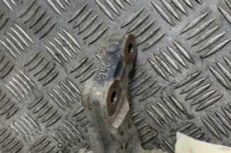 Pivot de moyeu avant gauche RENAULT CLIO 4