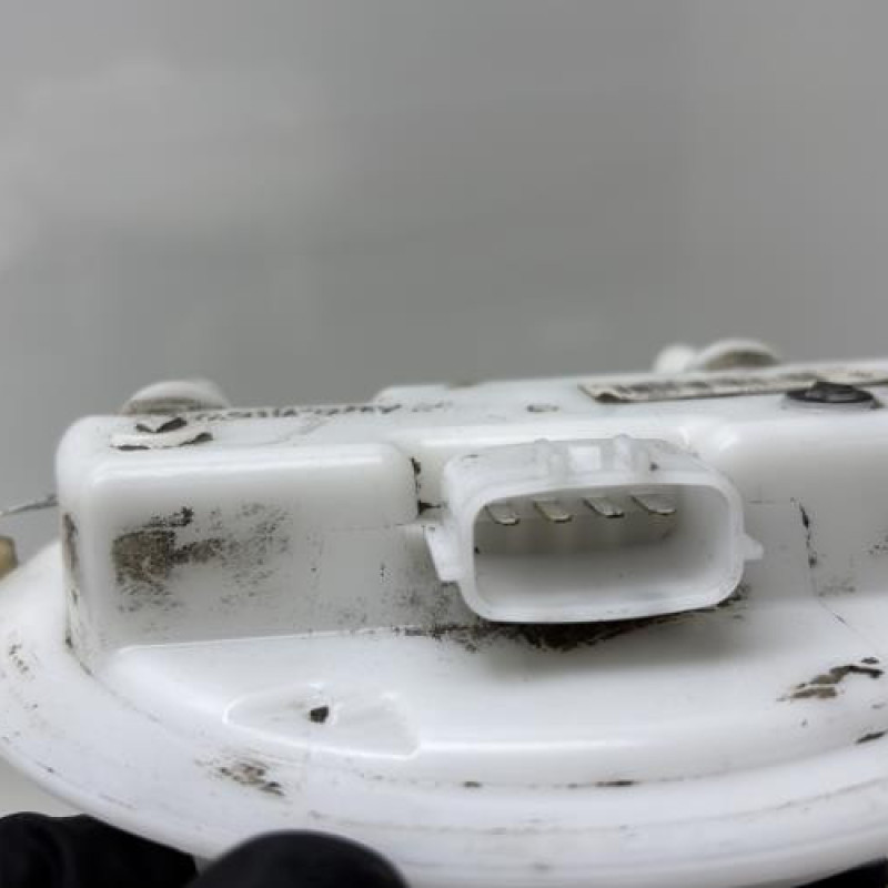 Pompe à carburant RENAULT CLIO 4 Photo n°4