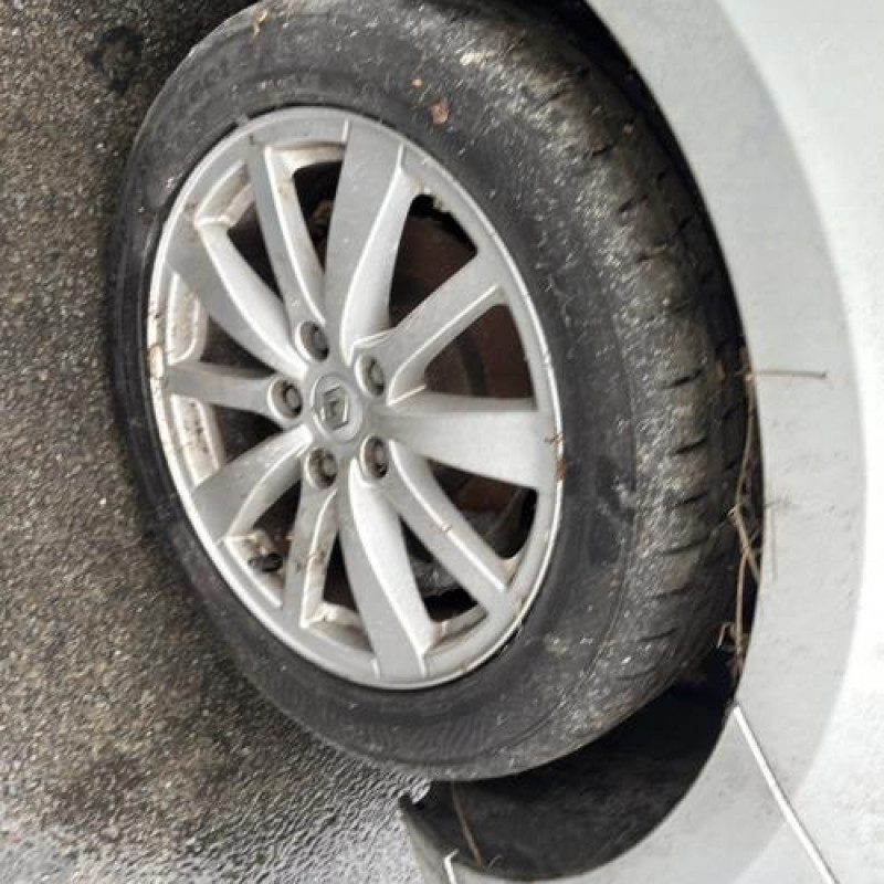 Poignee porte avant droit RENAULT LAGUNA 3 Photo n°20