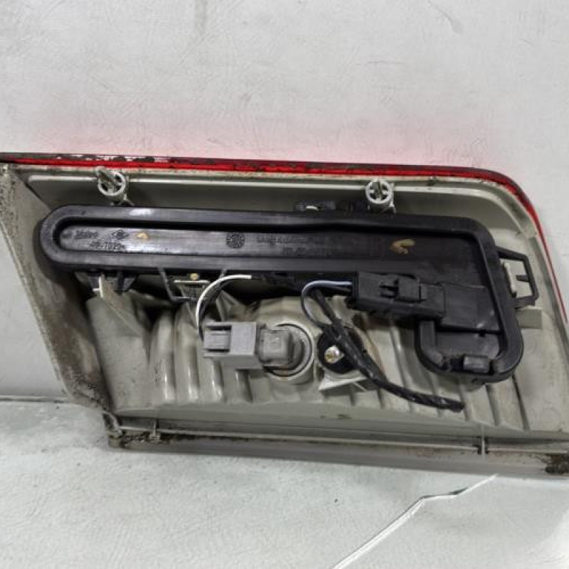 Feu arriere secondaire droit (feux) RENAULT LAGUNA 3 Photo n°3