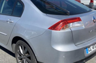 Moteur essuie glace avant RENAULT LAGUNA 3