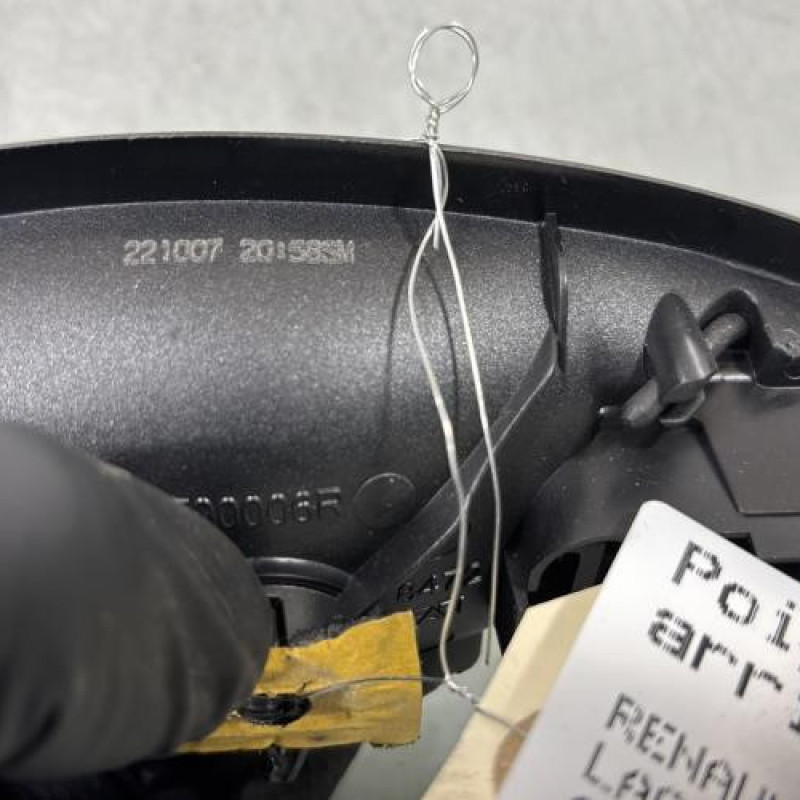 Poignee interieur arriere gauche RENAULT LAGUNA 3 Photo n°6